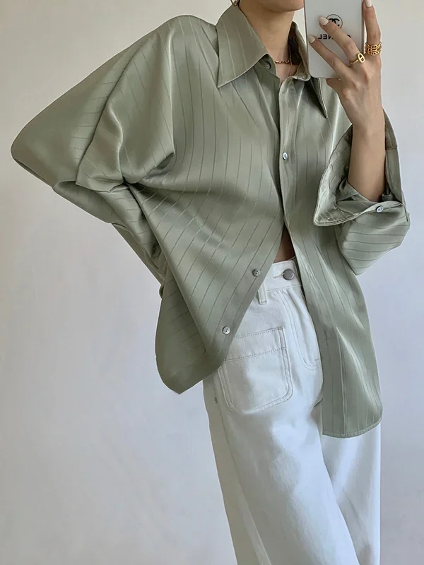 charlotte-oversized-button-up-collared-shirt