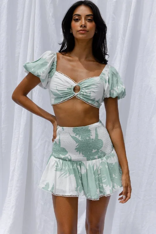 escape-with-me-tied-back-crop-top-printed-sage