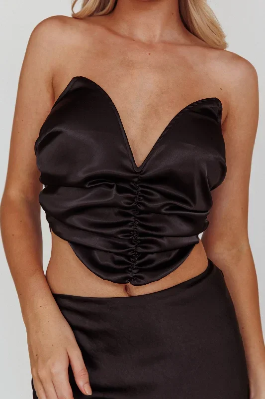 mieke-pointed-sweetheart-neckline-crop-top-black