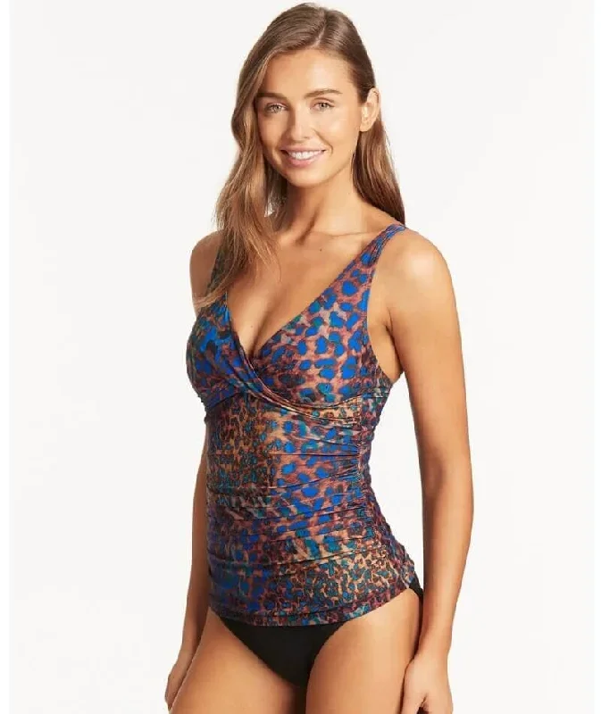 sea-level-hunter-cross-front-a-dd-cup-singlet-top-blue