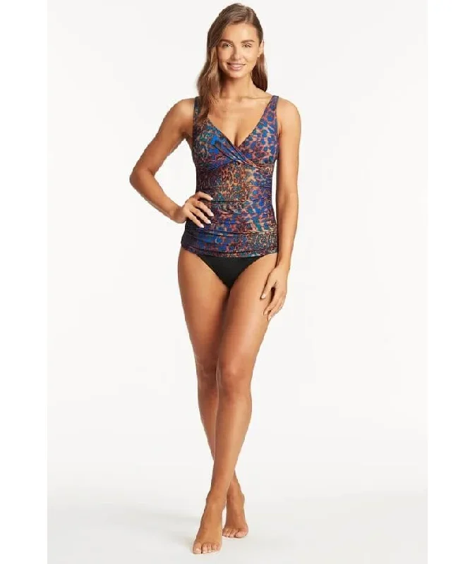 sea-level-hunter-cross-front-a-dd-cup-singlet-top-blue